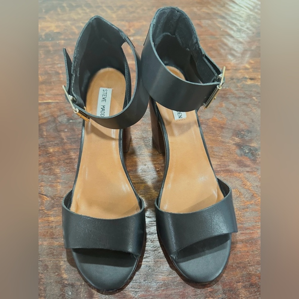 Steve Madden Black Ankle Strap Block Heels s I ze 11